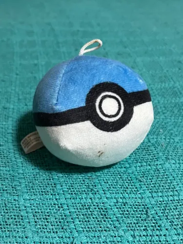 Pokébola de Pelúcia