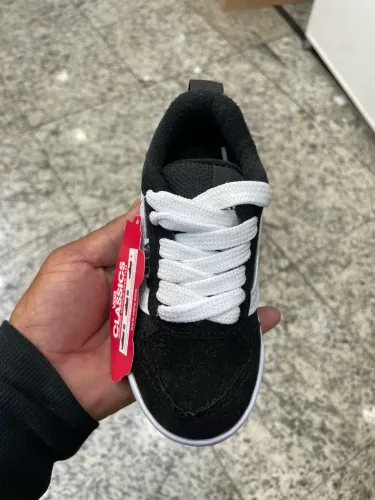 Tênis vans infantil 
