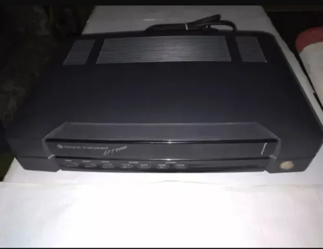 Aparelho Antigo Da General Instrument Cft 2200