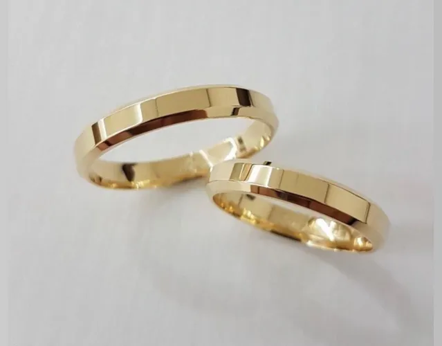 Alianças de Ouro 18K (Enamorados Oriente)