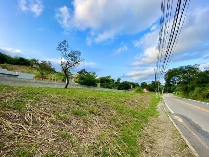 Lote comercial ou residencial - A partir de 381m² com excelente localização