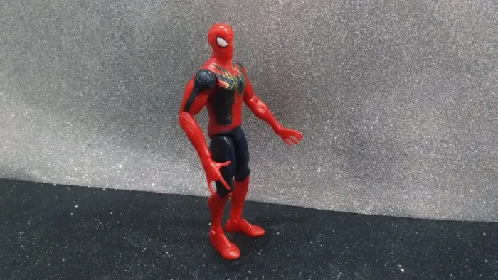 Boneco Herois Individuais Avengers Br-1037 -  Homem Aranha