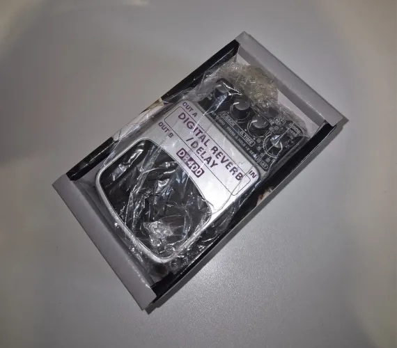 Pedal Digital Delay/ Reverb Behringer