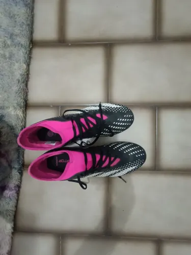 Chuteira predator adidas p4