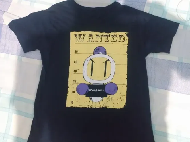 Camiseta "Wanted" do Bomberman