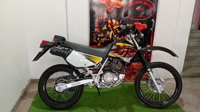 HONDA   XR 200 R. 2001. A mais  inteira a venda  no Brasil. 