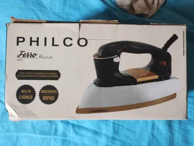 Ferro de Passar Philco Retro - Base Cerâmica e Aquecimento Rápido