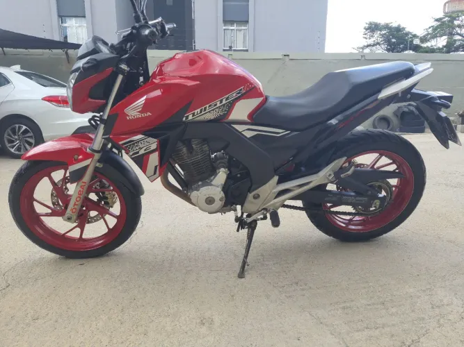 HONDA CB250F TWISTER CBS