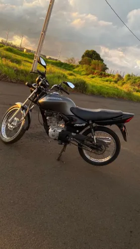 Vendo Fan 125 2008 moto toda original e filé de tudo