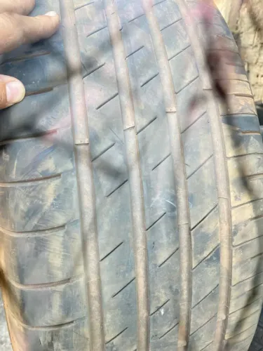 Conjunto pneus GOODYEAR 265/60 R18