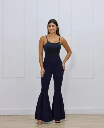 Calça flare