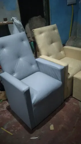 Vendo poltrona  250 reais