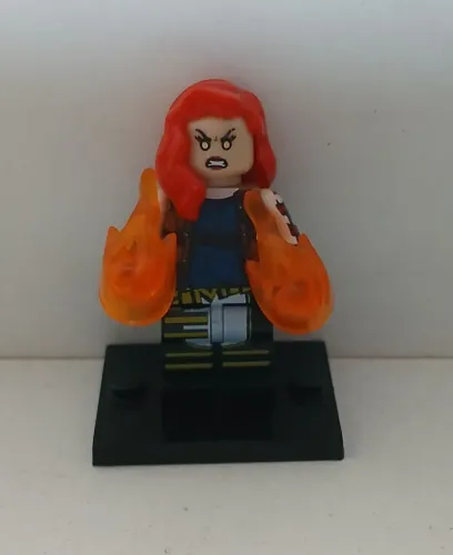 BONECO MINIATURA LEGO VULCANA DC COMICS