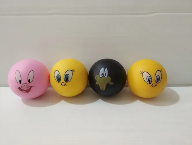 4 Bolinhas Looney Tunes da Alta (raridade antiga oficial)