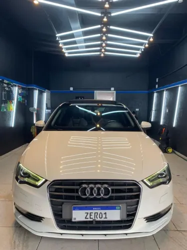 Carro em otimo estado km de estrada muito conservado completo com teto 