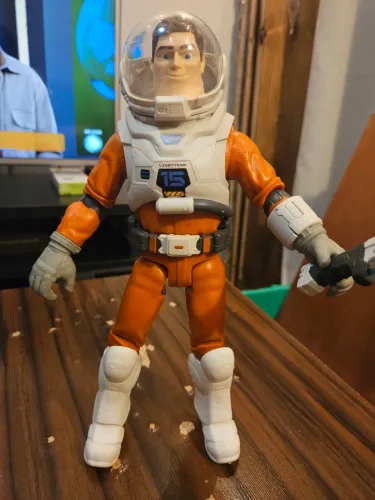 Figura Boneco Buzz Lightyear Equipamento De Patrulheiro Espacial 30cm - Mattel 