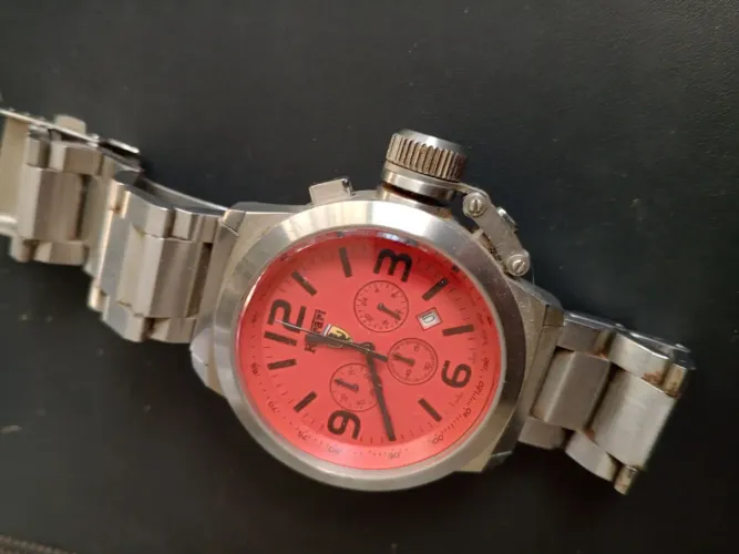 Relógio Ferrari Cronógrafo Vermelho