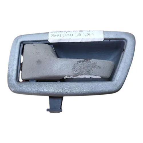 Maçaneta Interna De Porta Le Original Vw 8150 Delivery E3515 Dianteira