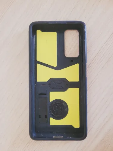 Capa celular S20 Spigen Preta Samsung  Case