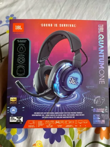 Headset Gamer JBL Quantum ONE + Esponjas acusticas em GEL