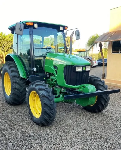 Trator John Deere 5078e