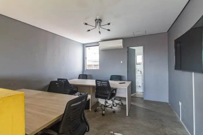 Sala comercial na Avenida Senador Casimiro da Rocha, 739 25 m²