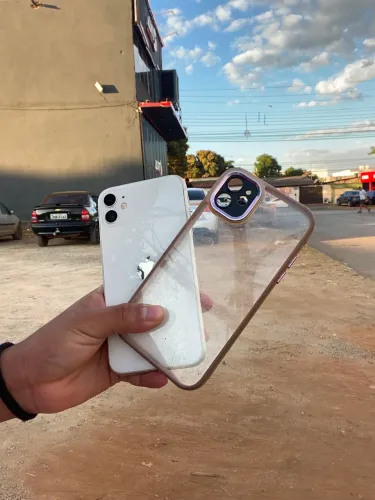 Vendo iPhone 11 branco 128