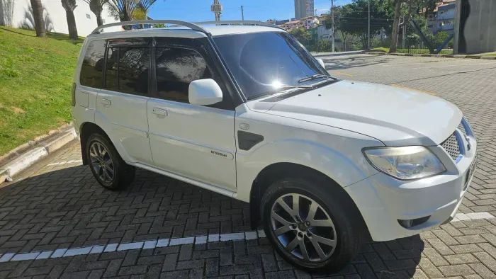Mitsubishi Pajero TR4 2.0 Flex 16V 4X2 Aut. 2013