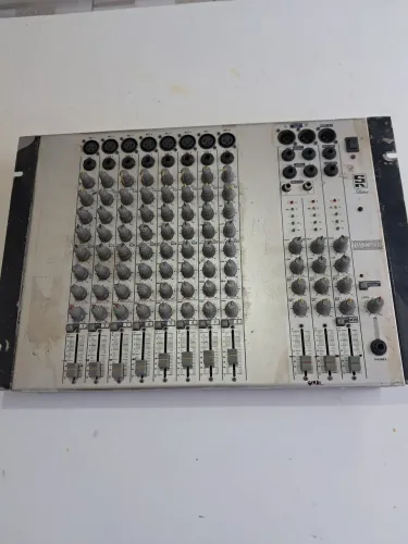 Mesa se som Staner 8 canais
