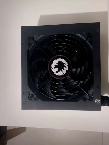 Fonte 750W GameMax