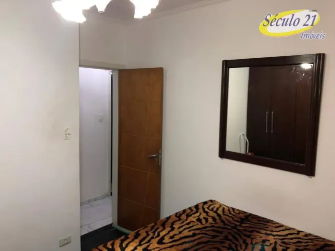 São vicente - Centro - 2 Dorm - Prox. Praia gonzaguinha