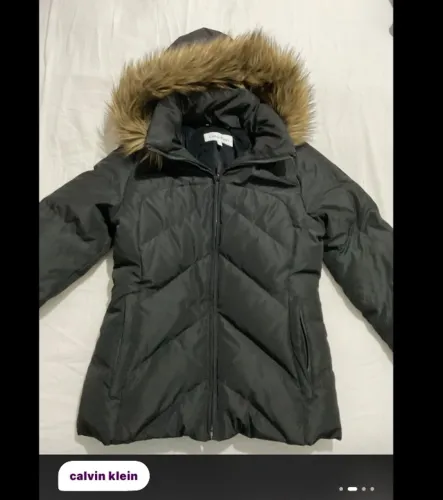 jaqueta puffer calvin klein preta