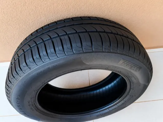 Pneu Pirelli 185/65 R15 Novo