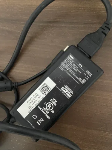Carregador de notebook Dell original 65w