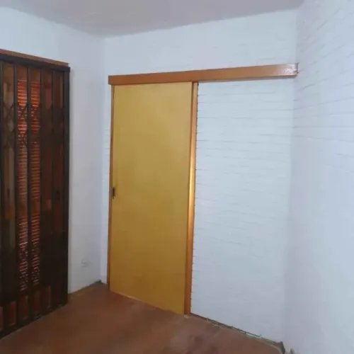KIT PORTA DE CORRER EM MADEIRA AMESCLA - PRONTA PARA INSTALAR