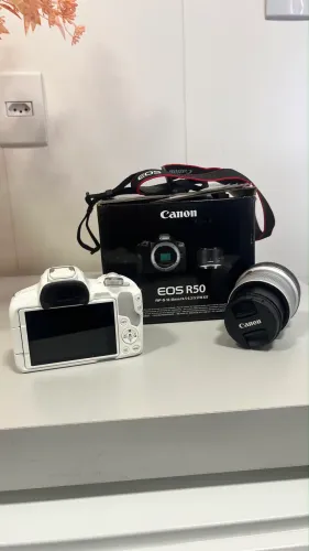 Canon Câmera EOS R50 sem espelho para vlog (branca)