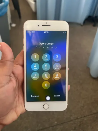iPhone 8 Plus