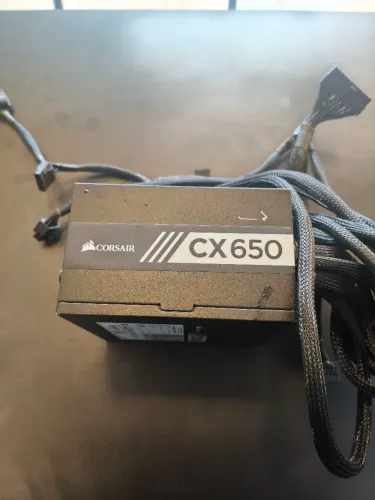Fonte Corsair 650w 80 Plus Bronze