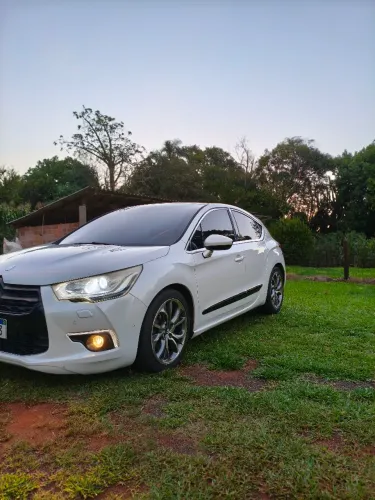 Citroen DS4 1.6 Turbo 16V 5P Aut. 2014