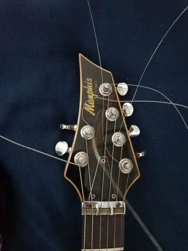 Guitarras 2 pelo preço de 1