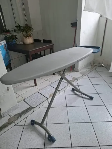 Mesa Tábua de Passar Roupa