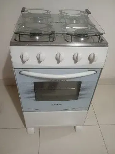 R$ 350,00 Fogão 04 bocas.
