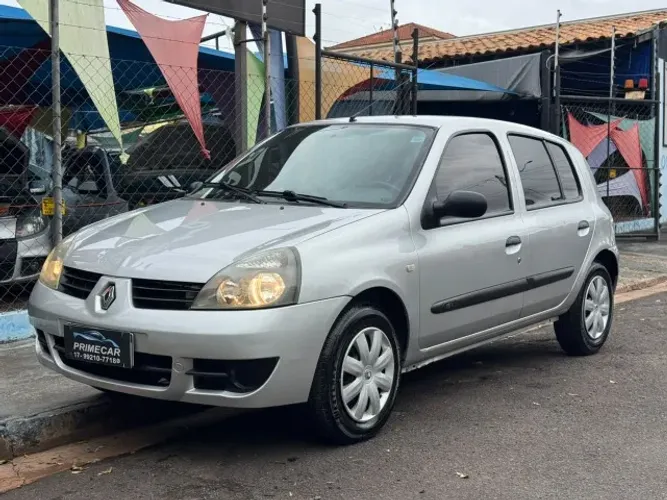 Renault Clio Hi-flex 1.0 16V 5P 2011