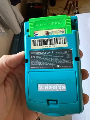 Game boy color azul turquesa