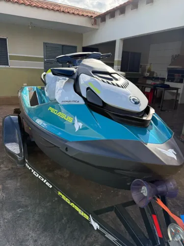 Jet ski 130 2025.