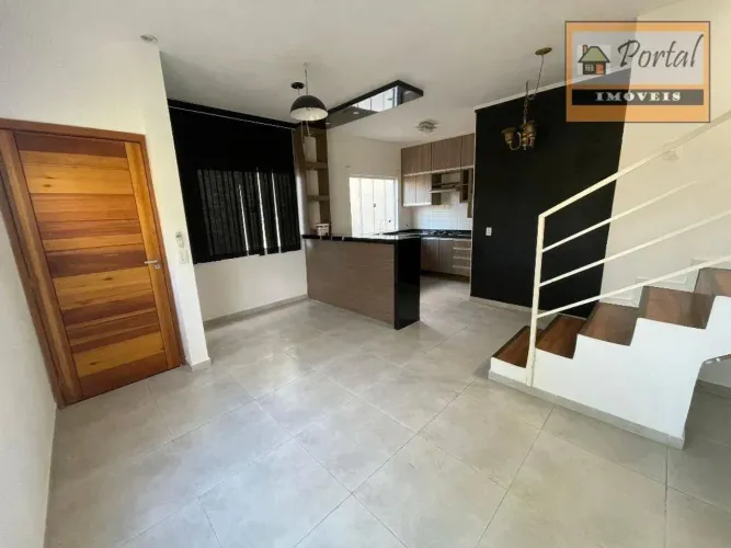 Casa em condomínio com 2 dormitórios à venda, 74 m² por R$ 320.000 - Nova Trieste - Jarinu