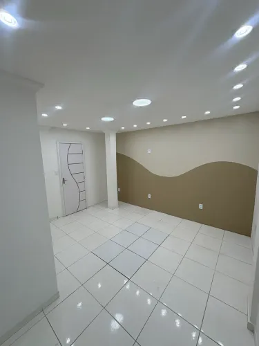 Sala Comercial 15m2 Parque 10 Próximo à Fascino de Pizza