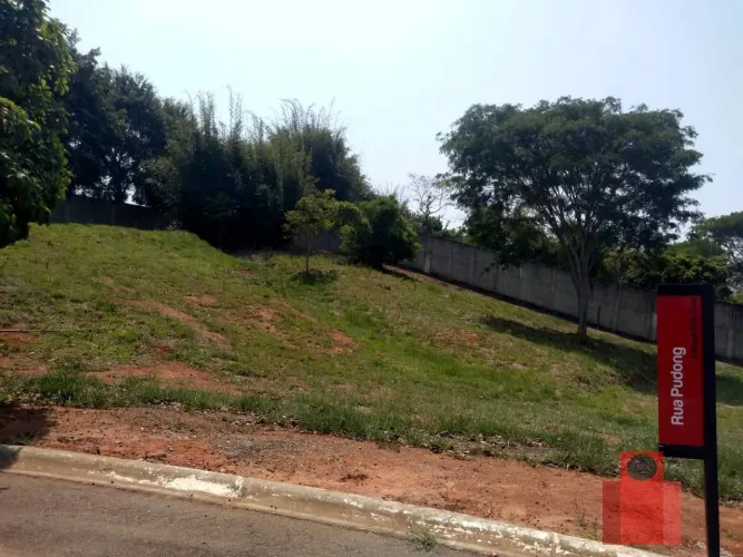 Condomínio Cataguá Way com Lote com linda vista e de 899,66 m².