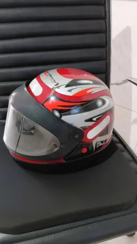 Vendo capacete samarino