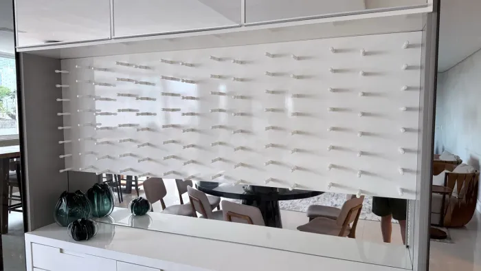 Painel adega para vinhos 